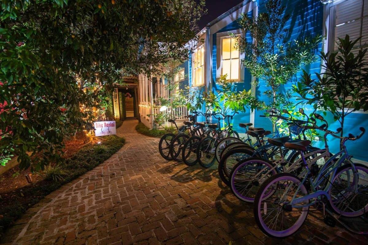 5 Bedroom - Sleeps 8! Steps From Bourbon Street! Nueva Orleans
