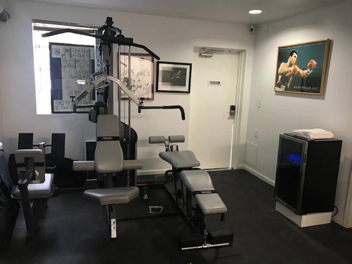 5 Bedroom - Sleeps 8! Steps From Bourbon Street! Nueva Orleans