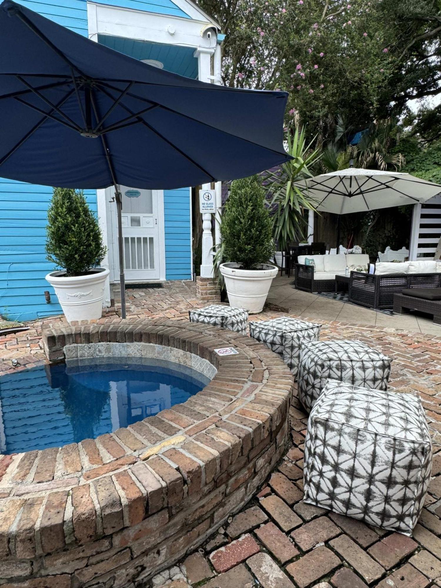 Villa 5 Bedroom - Sleeps 8! Steps From Bourbon Street! Nueva Orleans