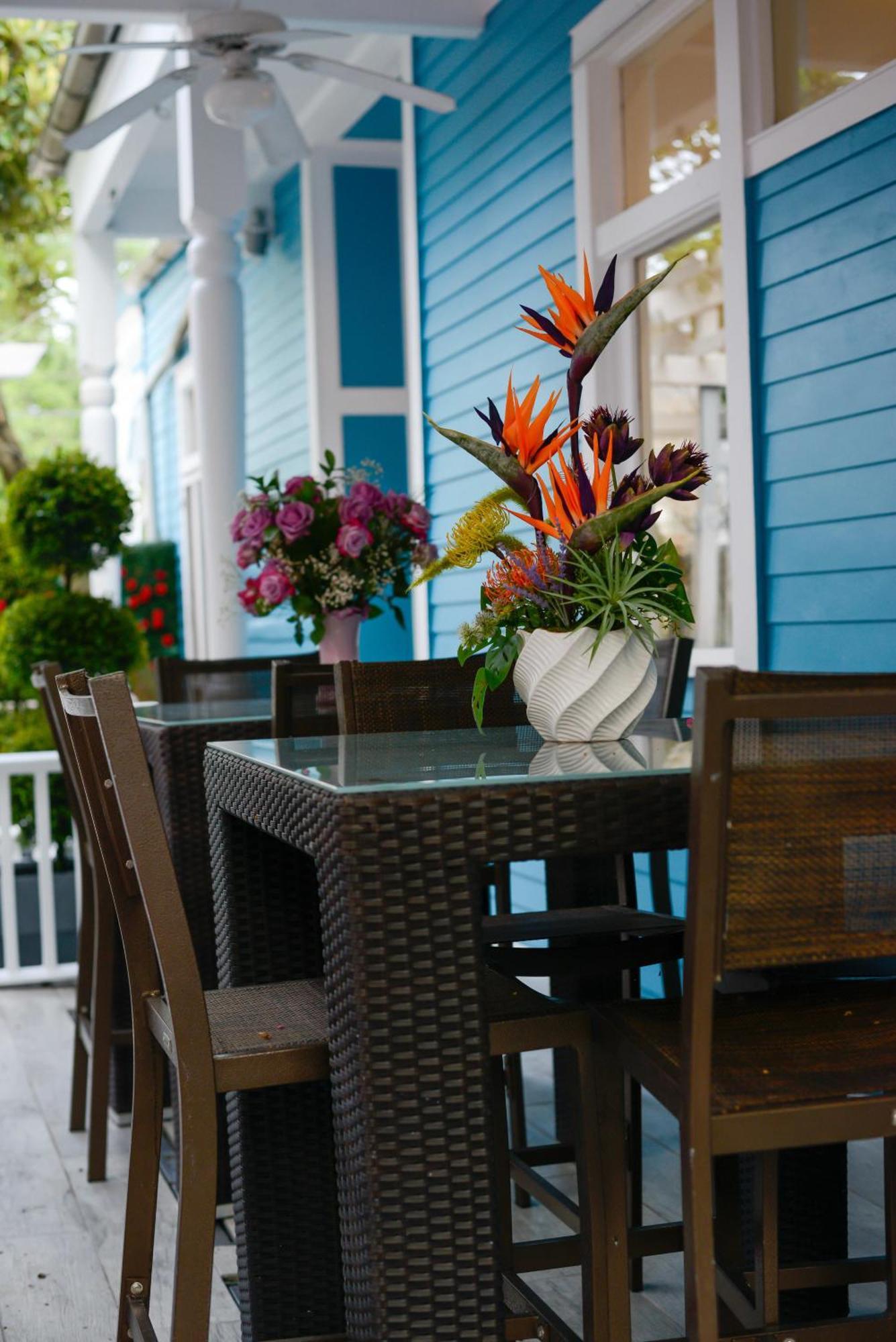 5 Bedroom - Sleeps 8! Steps From Bourbon Street! * Nueva Orleans