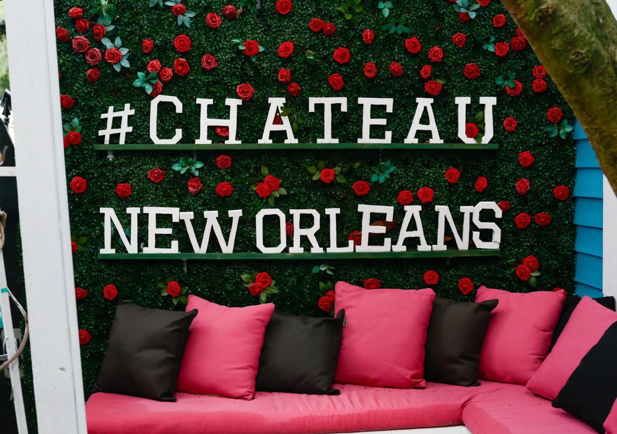 5 Bedroom - Sleeps 8! Steps From Bourbon Street! * Nueva Orleans